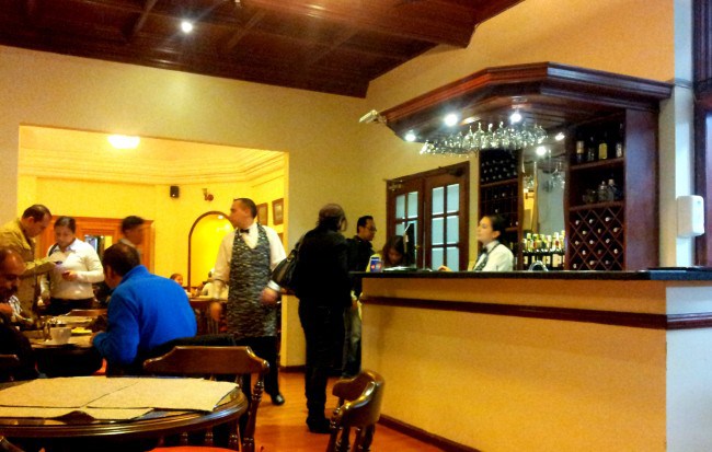 cafes-in-bogota-pasteleria-la-florida-bogota