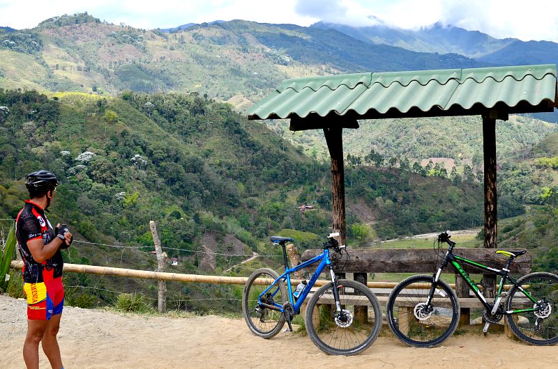 Bike tours in Colombia